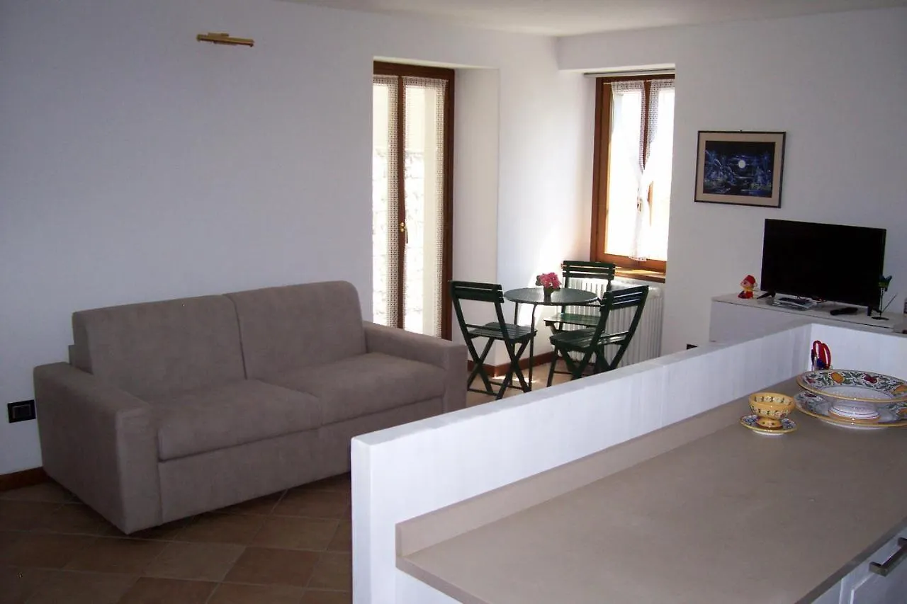 Apartamento Appartamento Contrada Vecchia Varenna